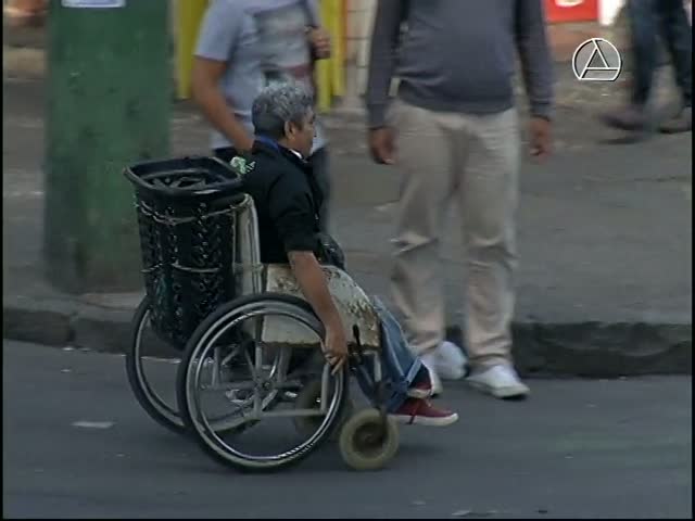 Candidatos ao governo falam de inclusão