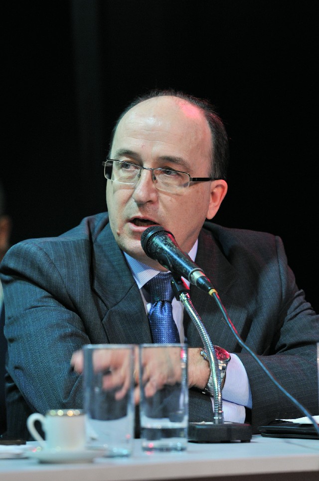 Eduardo Vasconcelos aponta a Lei Federal 12.783 como uma das razões para os altos custos da energia