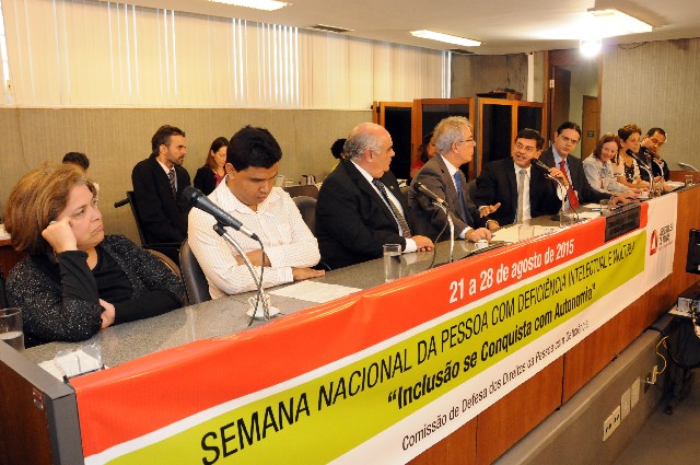 Audiência da Comissão de Defesa da Pessoa com Deficiência celebrou a Semana Nacional da Pessoa com Deficiência Intelectual e Múltipla