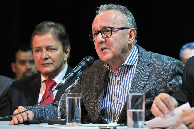 Comissão do Trabalho, da Previdência e da Ação Social - debate sobre a manutenção dos postos de trabalho nas empresas de ferroligas e de silício metálico