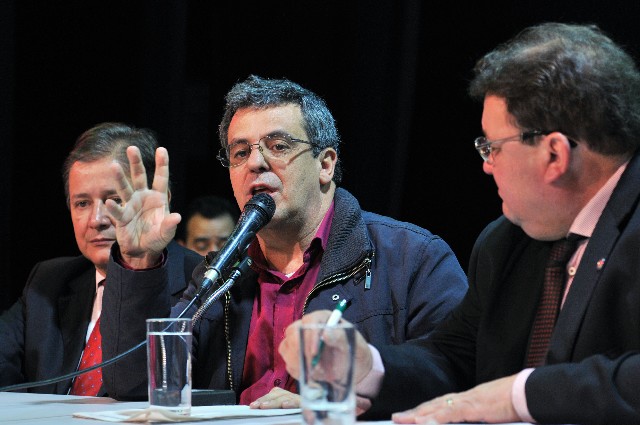 Comissão do Trabalho, da Previdência e da Ação Social - debate sobre a manutenção dos postos de trabalho nas empresas de ferroligas e de silício metálico