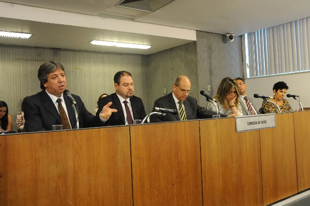 Parlamentares defenderam melhorias na saúde pública