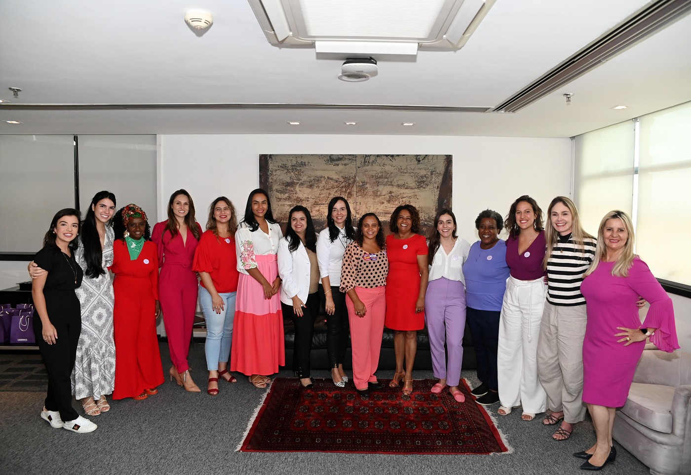 Encontro das deputadas em celebração ao Dia Internacional da Mulher