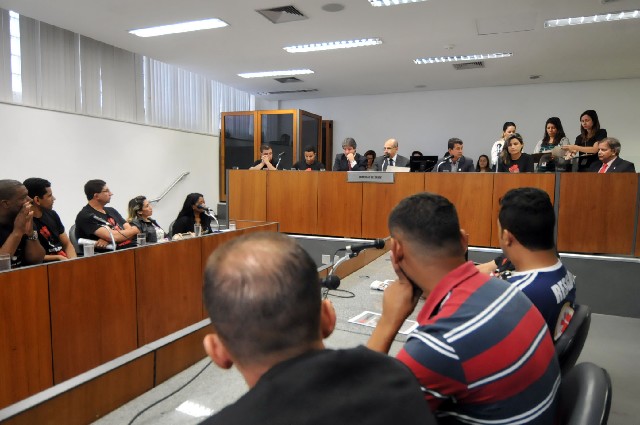 Comissão de Saúde - debate sobre problemas administrativos na gestão do Serviço de Atendimento Móvel de Urgência - Samu - Macro Norte