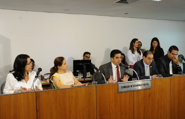 Foi aprovado requerimento de reunião conjunta com a Comissão de Direitos Humanos sobre o sistema socioeducativo de recuperação de adolescentes