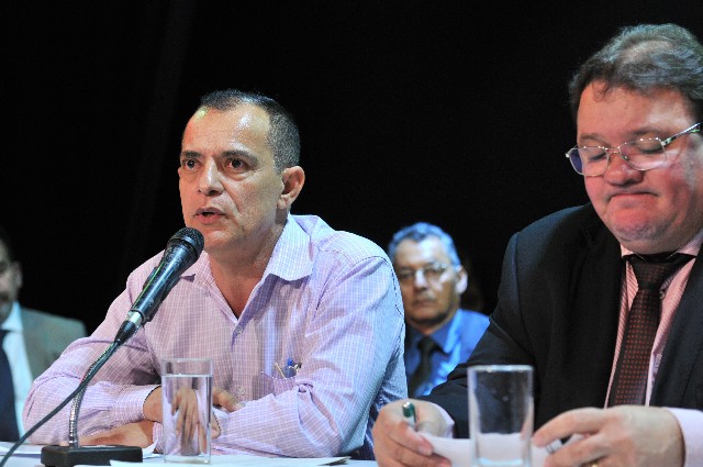 Comissão do Trabalho, da Previdência e da Ação Social - debate sobre a manutenção dos postos de trabalho nas empresas de ferroligas e de silício metálico