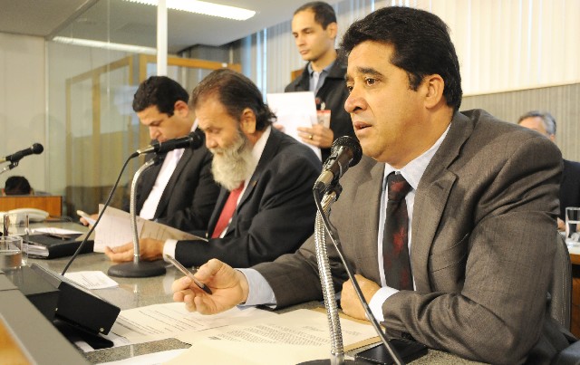 Deputados receberam informações sobre o andamento do processo envolvendo o delegado