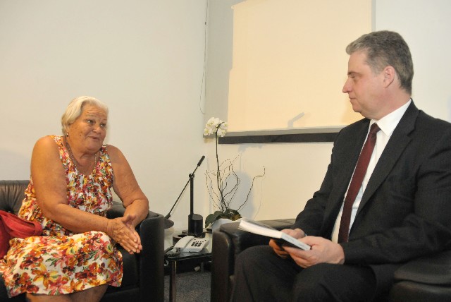 Visita de Maria Prestes à ALMG