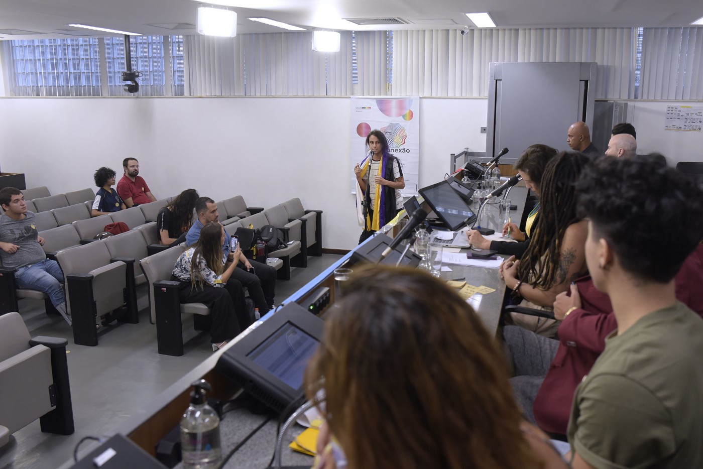 Comissão de Direitos Humanos - debate sobre o registro civil de pessoas não binárias