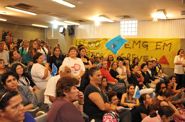 Comissão de Assuntos Municipais e Regionalização - debate sobre a Escola Estadual Pandiá Calógeras