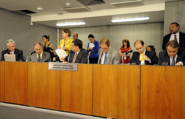 A aprovação do parecer ao projeto aconteceu na reunião da manhã da Comissão de Fiscalização Financeira