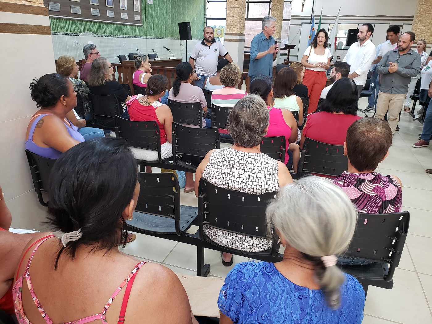 Comissão Extraordinária de Acompanhamento do Acordo de Mariana - visita à Santa Cruz do Escalvado
