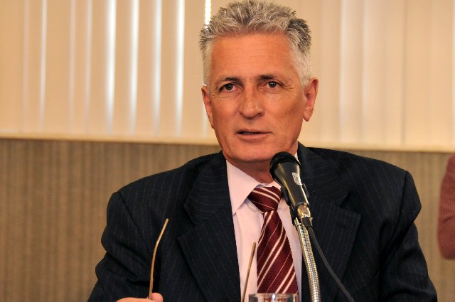 Comissão de Assuntos Municipais e Regionalização - debate sobre a Escola Estadual Pandiá Calógeras