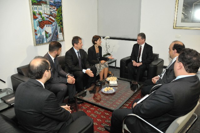 O presidente Adalclever Lopes também recebeu visita da cônsul da Itália em Belo Horizonte e do oficial de Ligação da Interpol Roma
