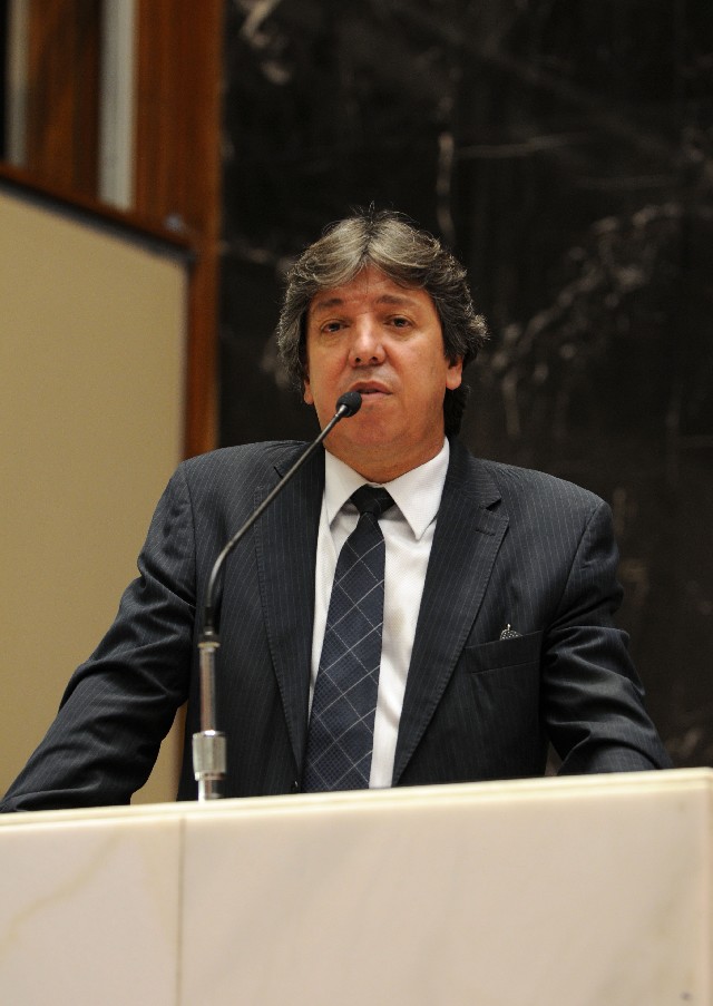 Antônio Jorge defendeu um tratamento humanitário para as pessoas com transtornos mentais