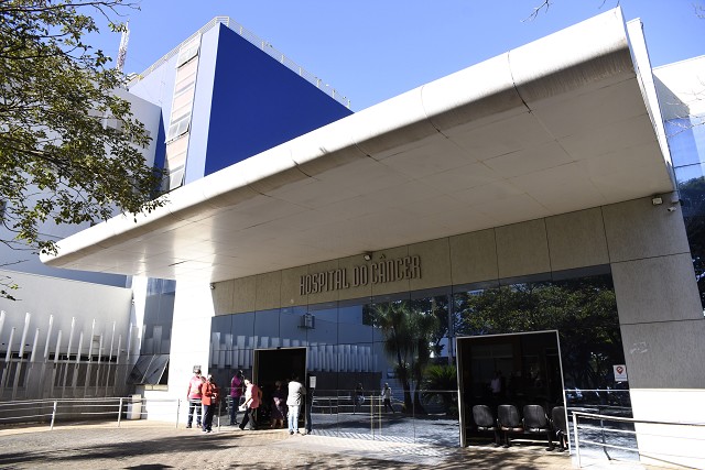 Comissão Extraordinária de Prevenção e Enfrentamento ao Câncer - visita ao Hospital do Câncer de Uberlândia