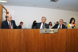 Comissão Especial da Dívida Pública - análise de proposições