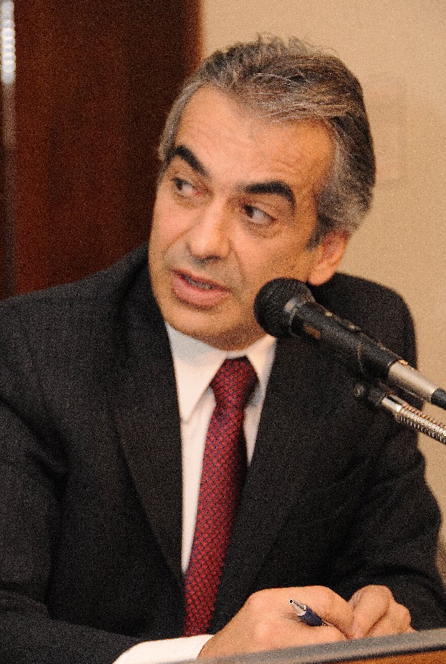 José Geraldo falou sobre três propostas que já foram apresentadas para solucionar o caso