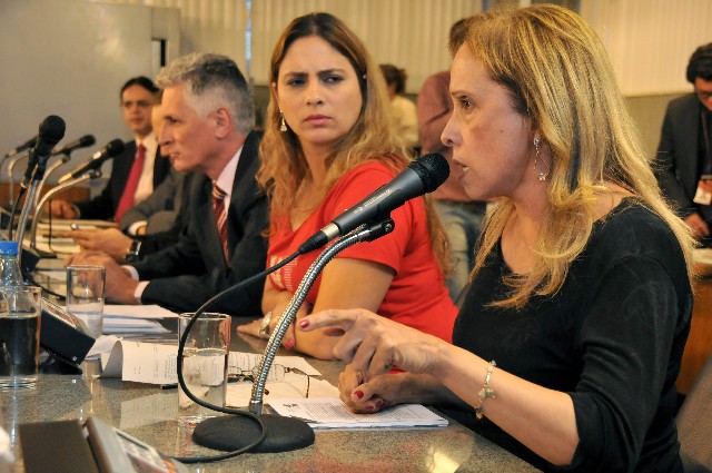 Comissão de Assuntos Municipais e Regionalização - debate sobre a Escola Estadual Pandiá Calógeras