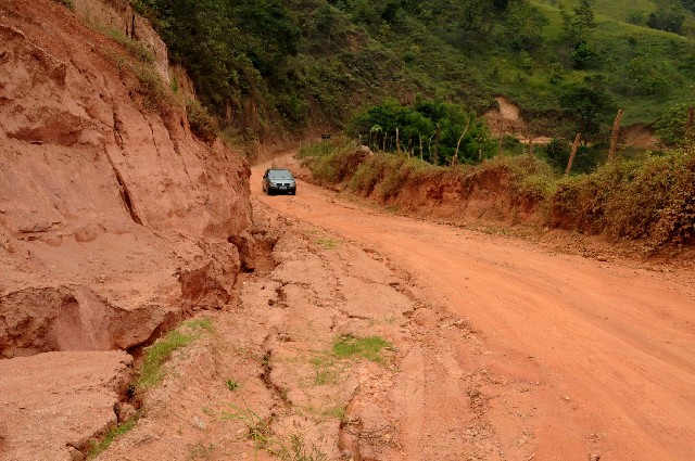A maior parte da estrada ainda não está pavimentada