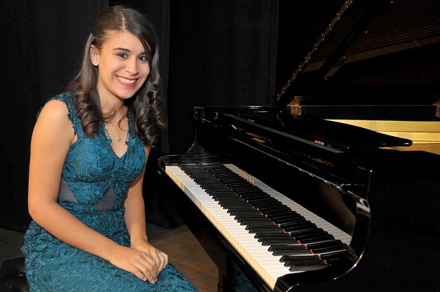 Jennifer Pereira tem 46 premiações em seu currículo