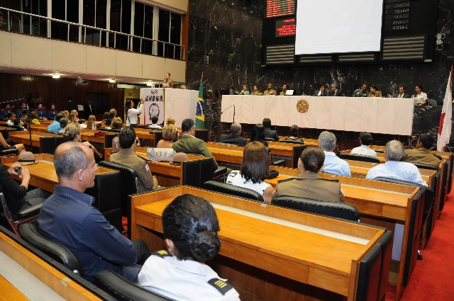 Reunião Especial - homenagem ao Colégio Tiradentes