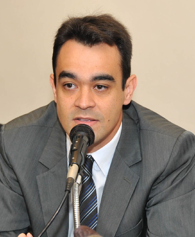Rodrigo Lara disse que o governo está negociando um aditivo ao contrato, para incluir cerca de 60 distritos