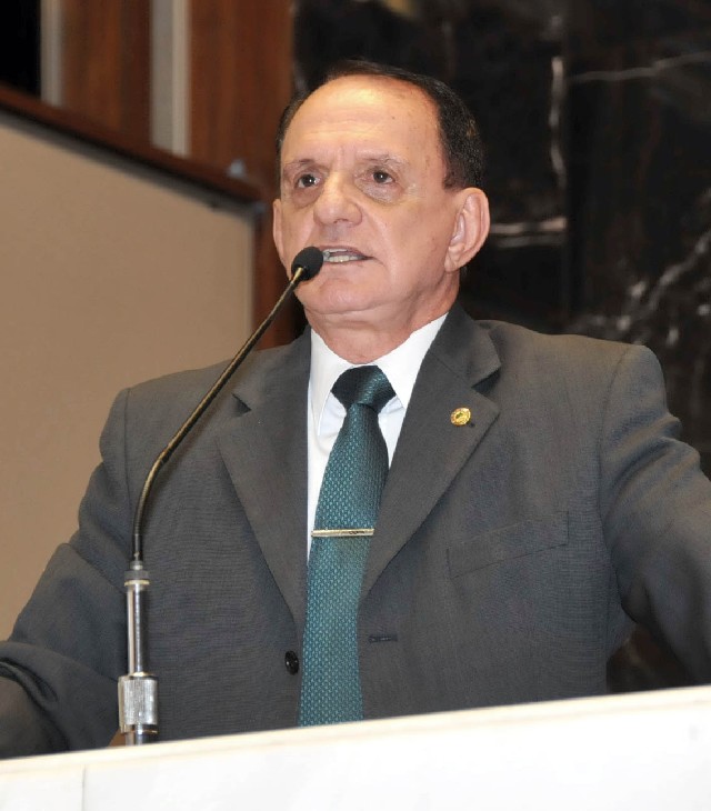 Dilzon Melo disse estar preocupado com o desemprego em Minas