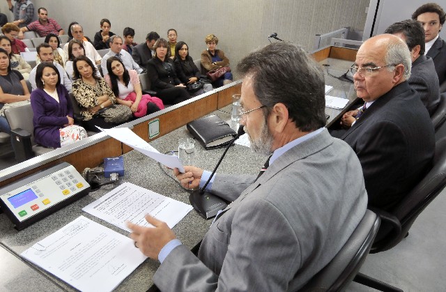 Segundo denúncias, dos 27 evangélicos que compunham o quadro da Fundação, 20 foram demitidos sem justificativa