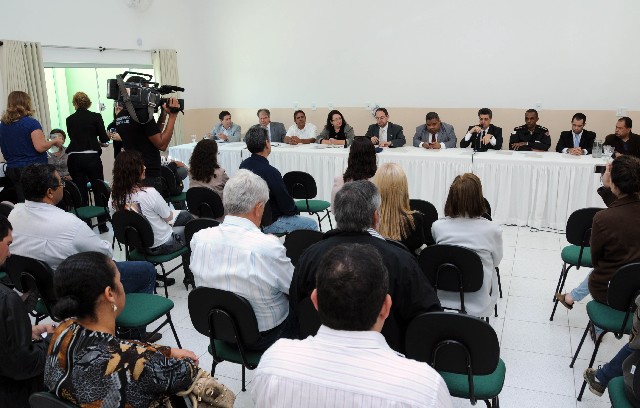 Durante a audiência, autoridades locais destacaram a prevenção como melhor forma de enfrentar o problema