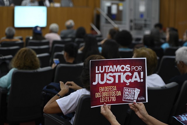 Comissão de Educação, Ciência e Tecnologia - debate sobre a remuneração da educação básica