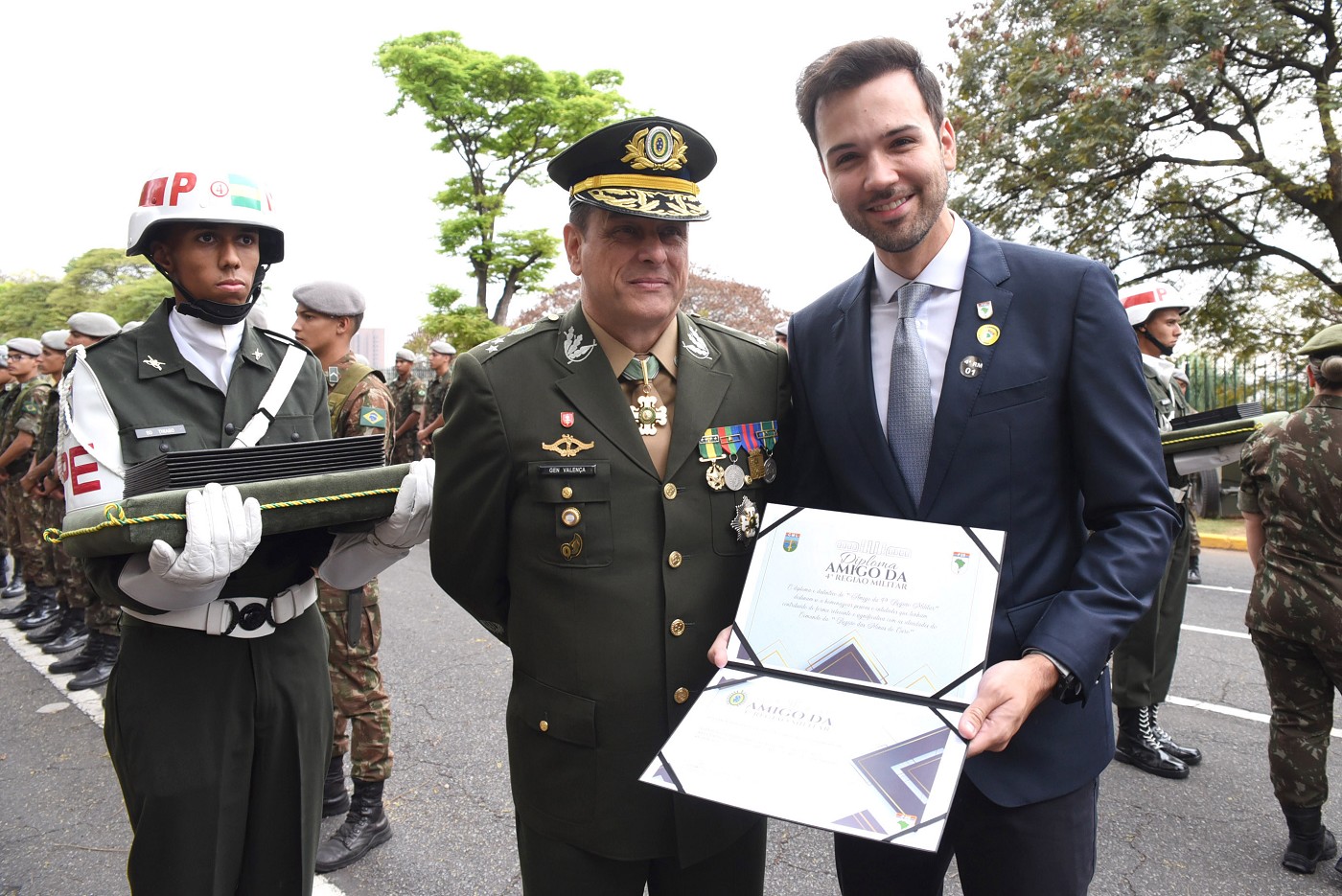 Apoio do Comando do Exército Brasileiro