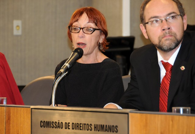 Heloísa Greco ao lado do deputado Paulo Lamac, autor do projeto de lei