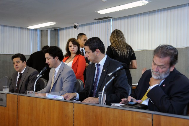 O 2º-tenente Chagas e o coronel Saraiva serão convocados para nova audiência