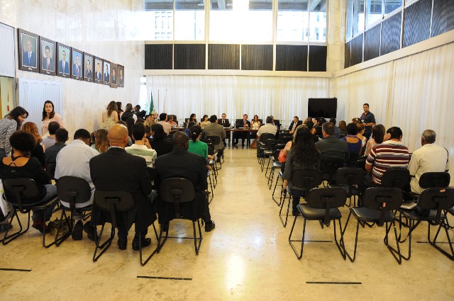 Comissão lançou, no Salão Nobre, guia dos direitos humanos e de prevenção de tortura em estabelecimentos de cumprimento de pena privativa de liberdade