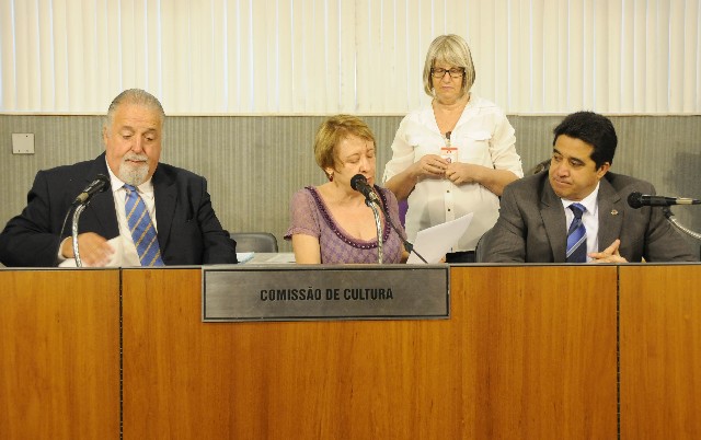 Deputados aprovam parecer sobre PL que trata da criação de carreiras na Rede Minas