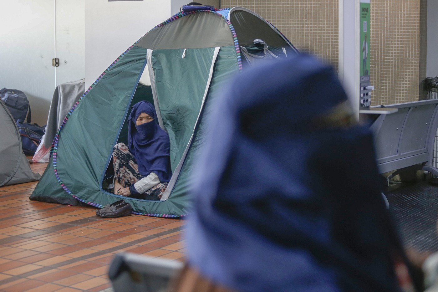Afegãos seguem acampados no Aeroporto de Guarulhos