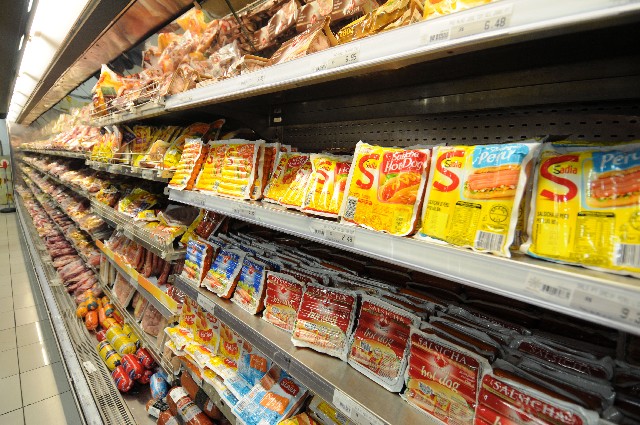 Programa analisa como a imprensa cobriu a Operação Carne Fraca