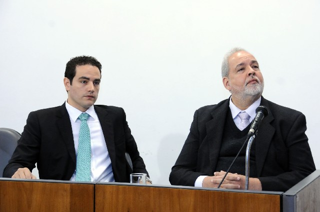 Mário Ferreira (à direita) falou sobre a cadeia produtiva do etanol e os custos de produção