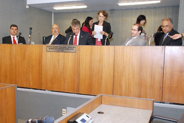O projeto pode seguir para o Plenário para discussão e votação em turno único