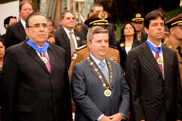 Solenidade de Entrega da Medalha do Mérito de Santos Dumont
