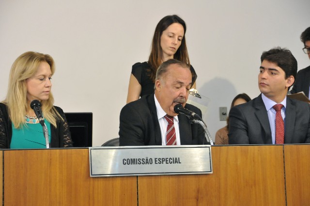 O deputado Cássio Soares (à direita) foi eleito o vice-presidente da Comissão Especial