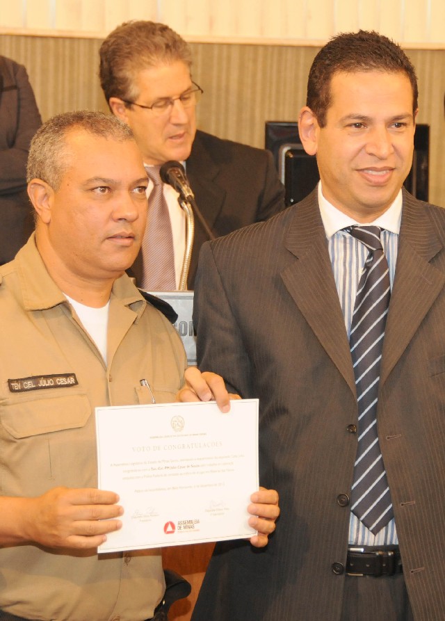O tenente-coronel Júlio César de Souza agradeceu a homenagem