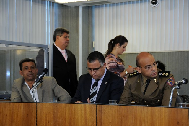 Representantes dos militares possuem opiniões divergentes quanto à punição aplicada