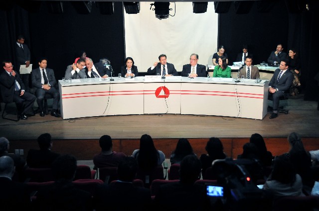 A audiência pública foi realizada para celebrar o Dia Nacional da Defensoria Pública e realizar o lançamento da frente parlamentar