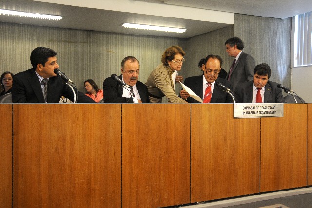 O projeto está pronto para 1º turno no Plenário