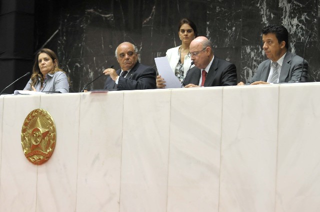 Na mesma reunião, o governador encaminhou à Assembleia projeto que cria o Fundo Especial da AGE