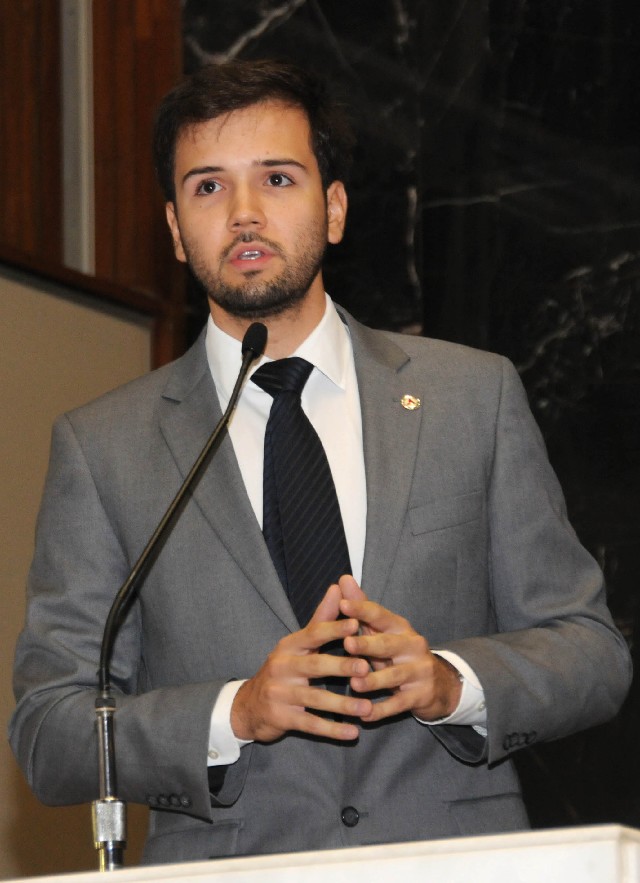 Tadeu Martins Leite assume a Secretaria de Desenvolvimento Regional, Política Urbana e Gestão Metropolitana