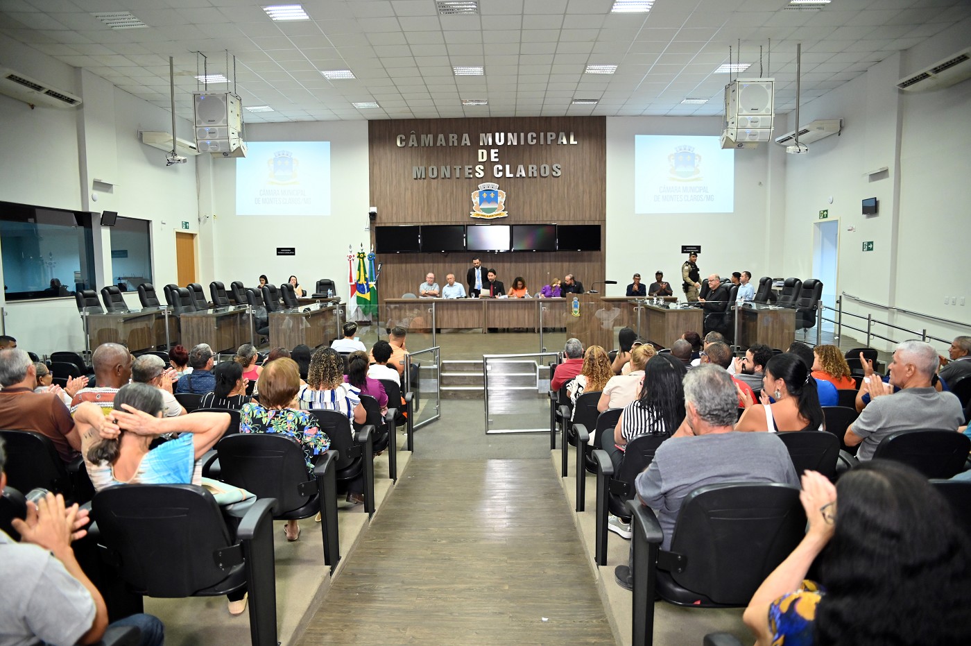 Comissão de Participação Popular - debate sobre o asfaltamento de estradas no Norte de Minas