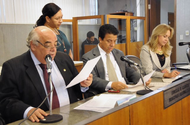 Os deputados irão visitar o Tribunal de Justiça de Minas Gerais